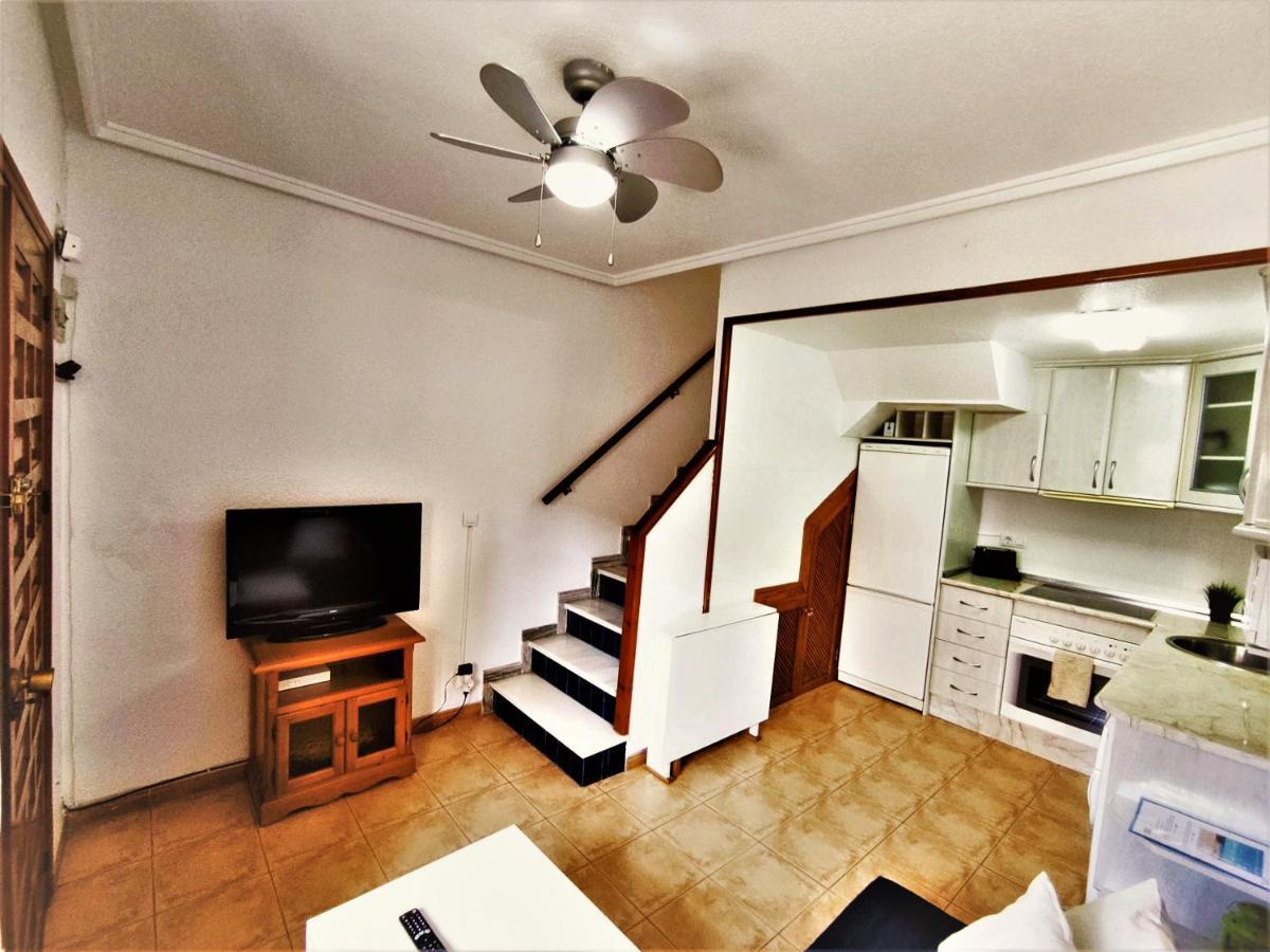 דירות Bonita Casa Al Lado De La Playa En סנטה פולה מראה חיצוני תמונה